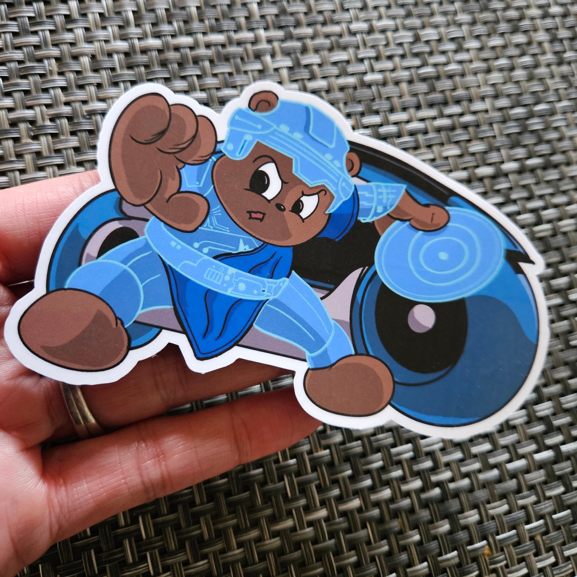 Flynn Bear sticker - Benjamin Wallace Books